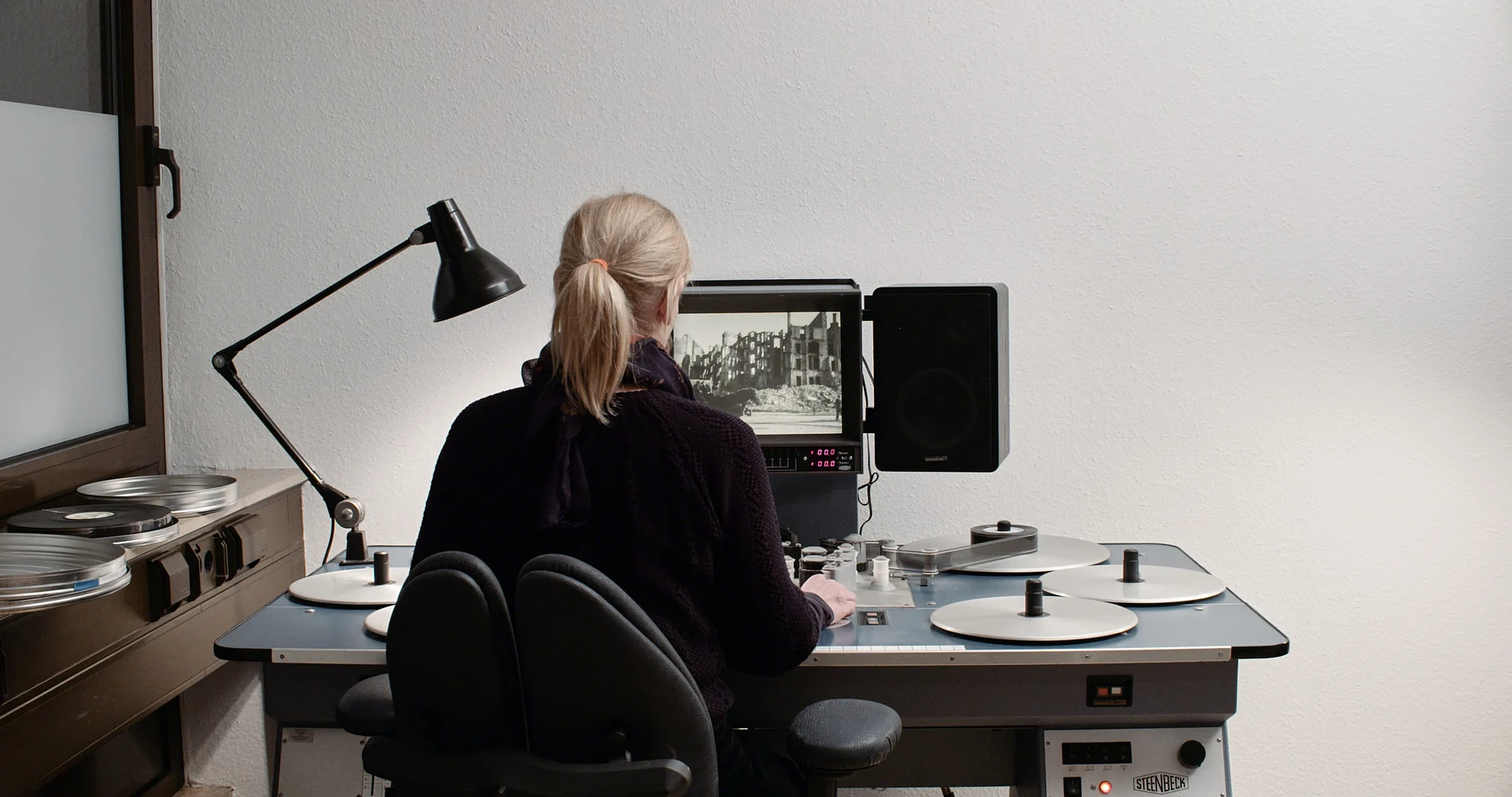 shot 6 from movie sr by Lea Hartlaub