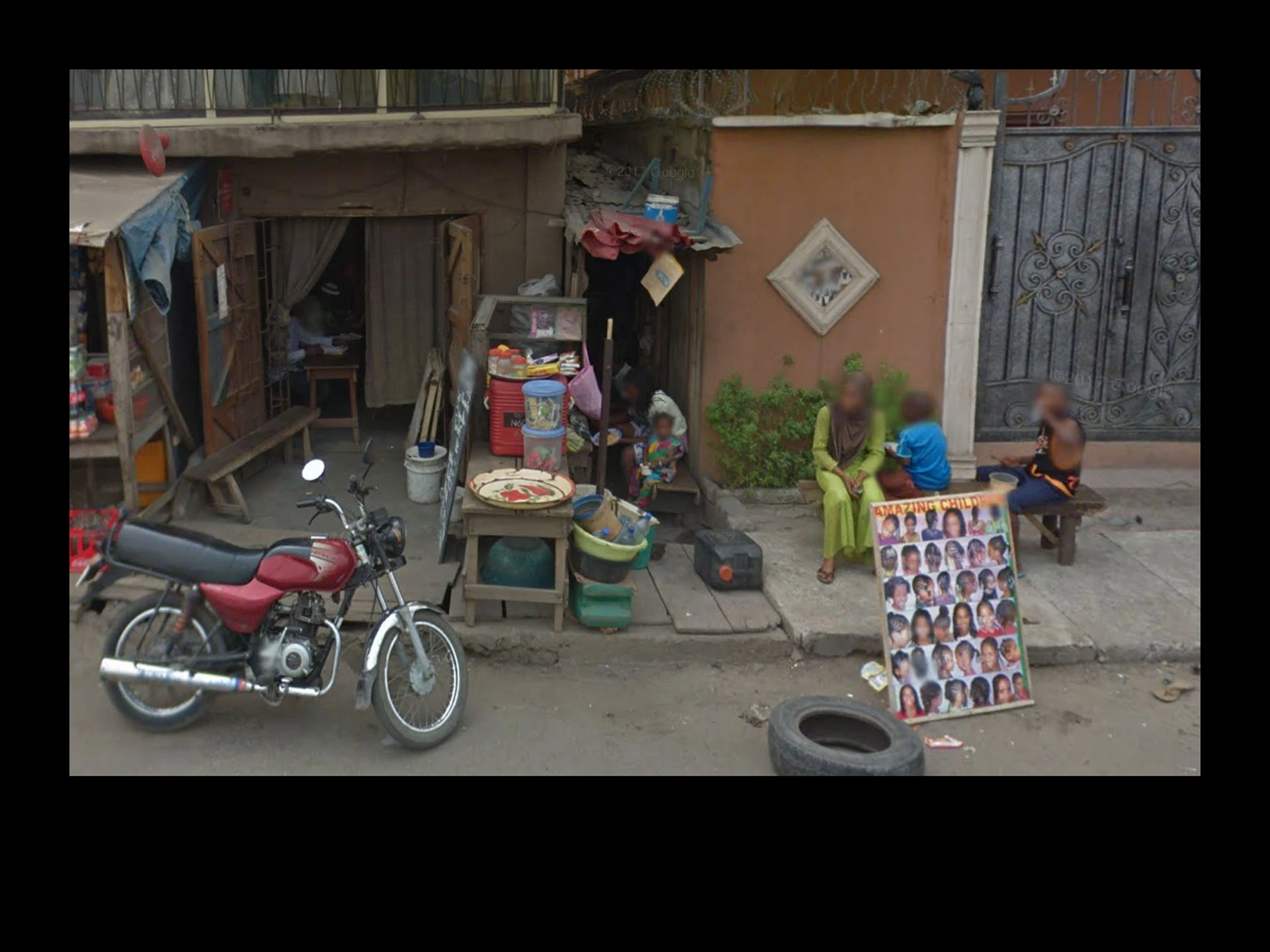 shot 5 from movie Searching for the Perfect Gentleman by Lena Windisch