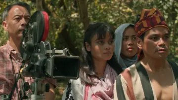 Shot from movie Cinemartyrs by Sari Lluch Dalena