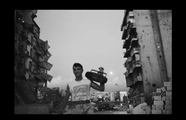 Shot from movie Do You Love Me? by Lana Daher